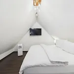 S'matt Hotel